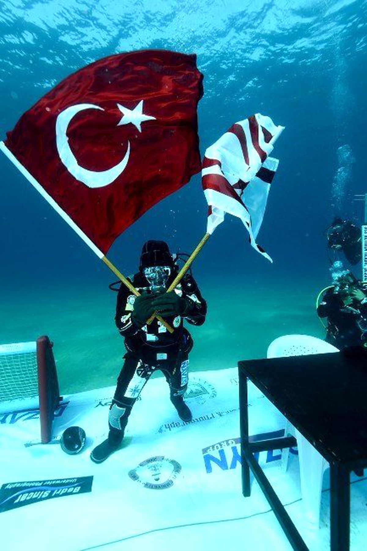 Cem Karabay 4. Dünya Rekoru\'na Gidiyor