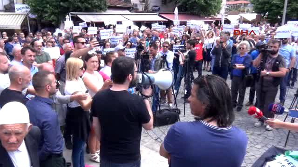 Çöken Binada Hayatını Kaybeden Ceneta İçin Stk\'lar Protesto Düzenledi