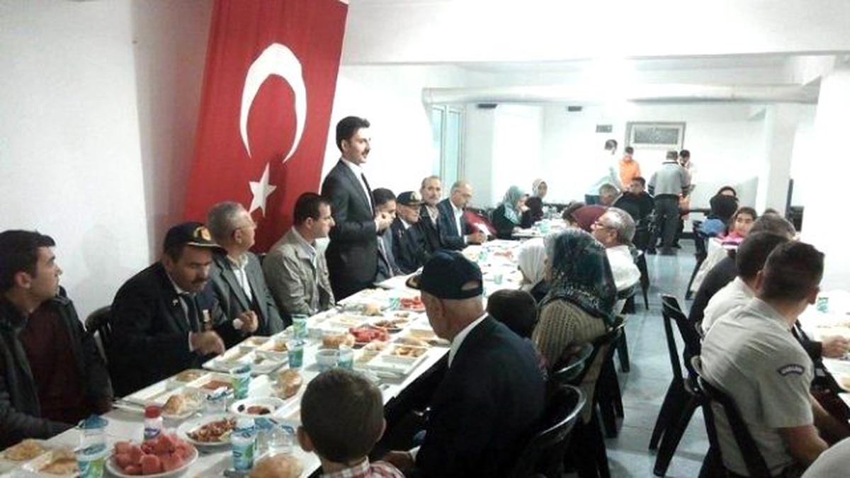 Derebucak Kaymakamlığı\'ndan Şehit ve Gazi Ailelerine İftar