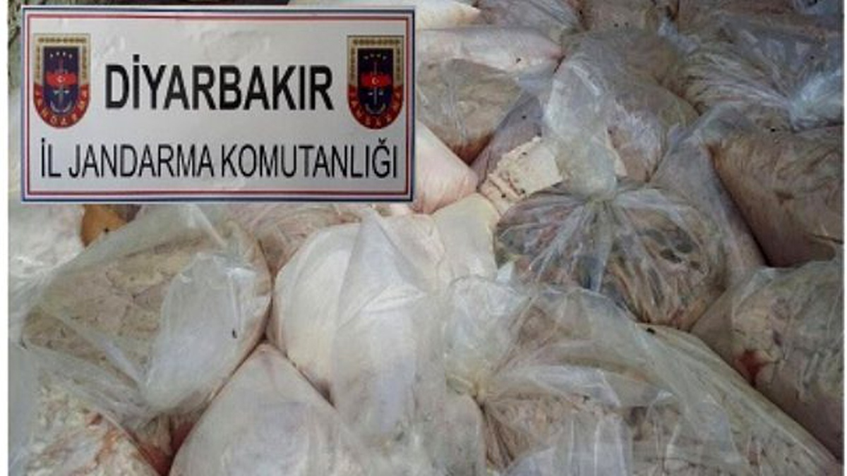 Diyarbakır\'da Kaçak Hayvansal Ürün Ele Geçirildi
