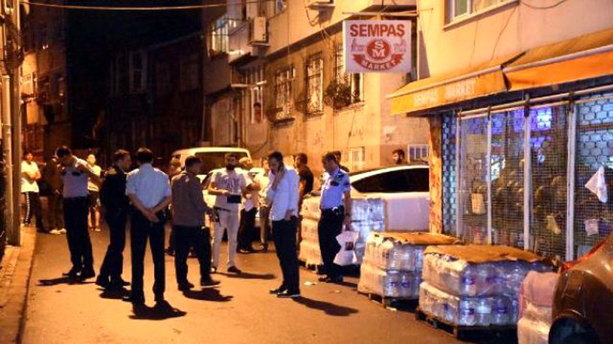 Fatih\'te Polise Silahlı Saldırı: 1 Yaralı