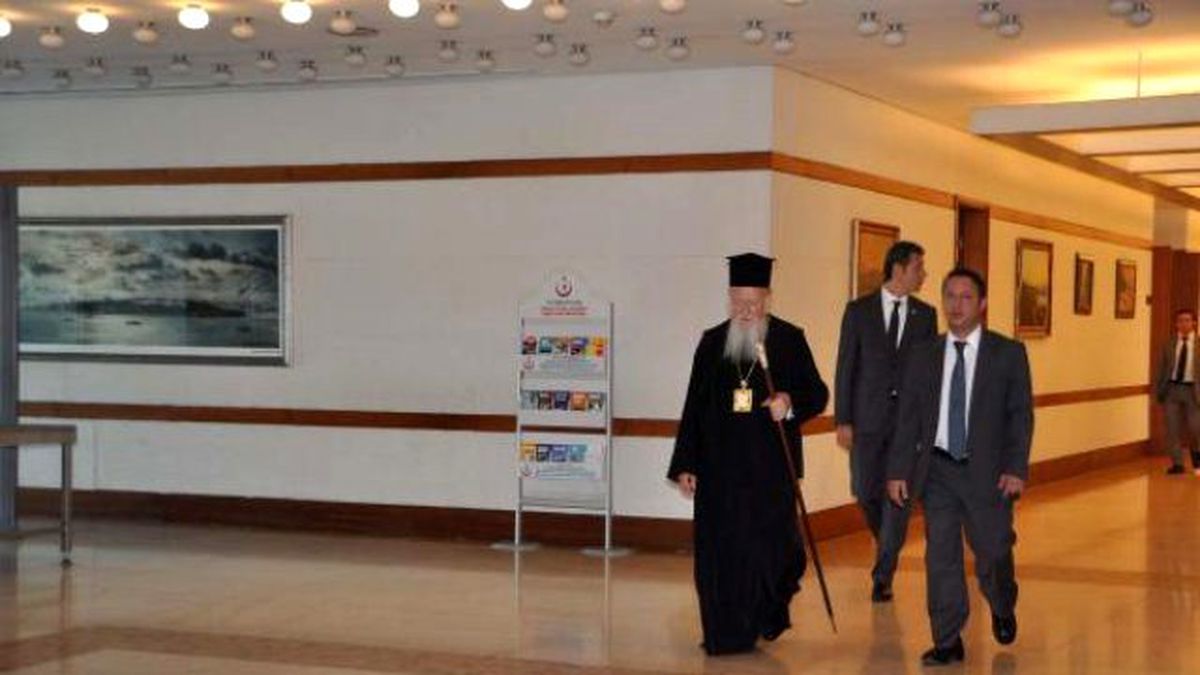 Pan Ortodoks Konseyi Toplantılarına Giden Patrik Bartholomeos: Rusya ile İlişkiler İnşallah Düzelir