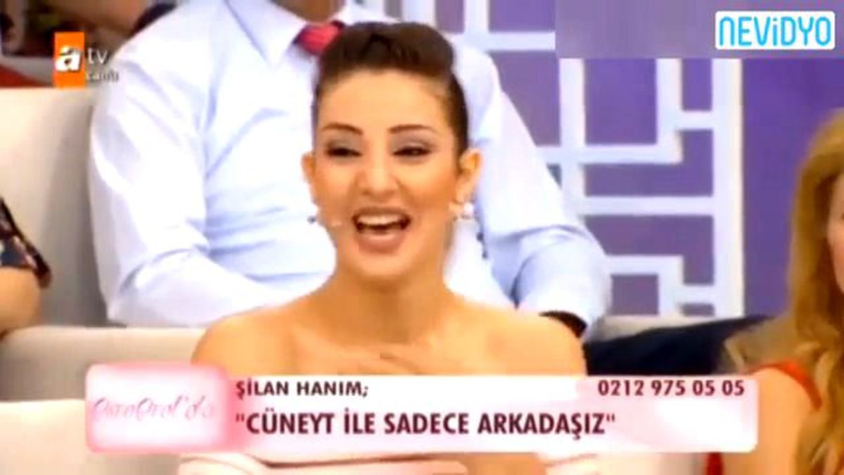 Yayın Karıştı Çekip Gitti!