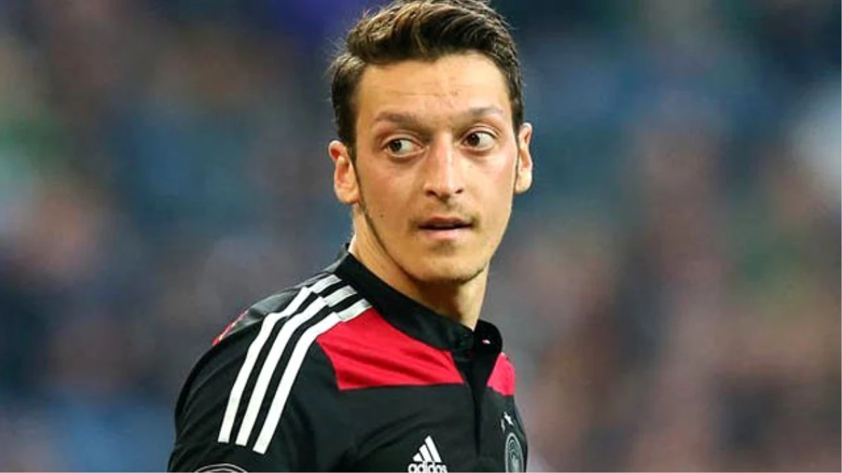 Alman Teknik Adam Vogts, Mesut Özil\'e Sahip Çıktı
