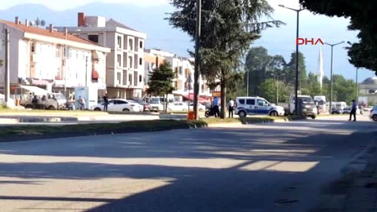 Düzce - Karakol Yakınına Bırakılan Peluş Oyuncak Fünye ile Patlatıldı