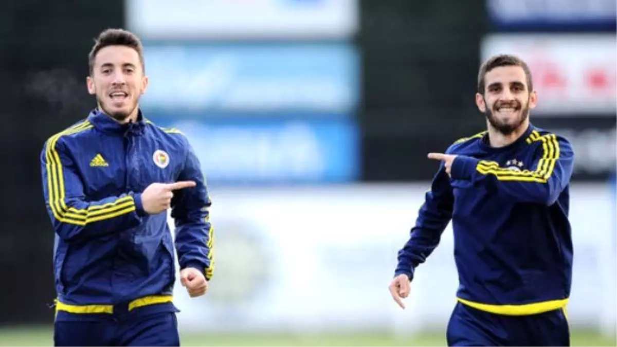 Fenerbahçe, Ramazan Civelek ve Uygar Mert Zeybek\'in Sözleşmelerini Uzattı