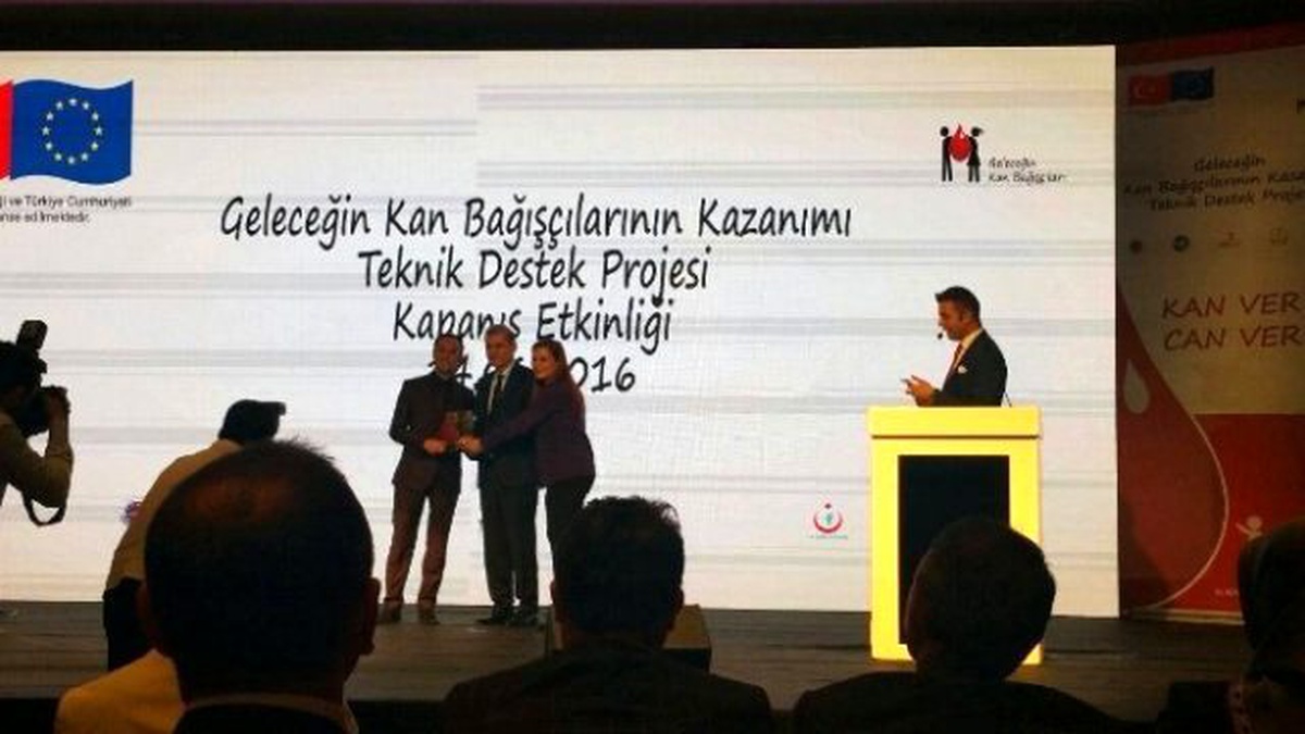 Kan Verme Kampanyasında Türkiye Birincisi Oldular