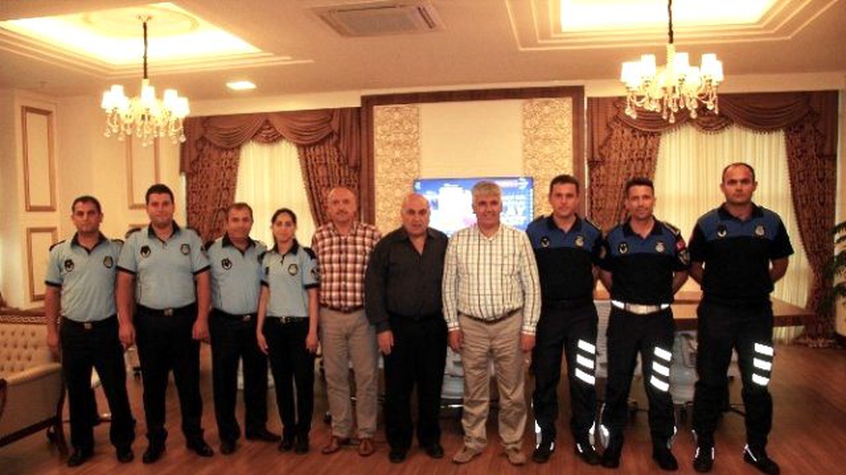 Serik\'te Her Mahalleye Farklı Formalı Zabıta