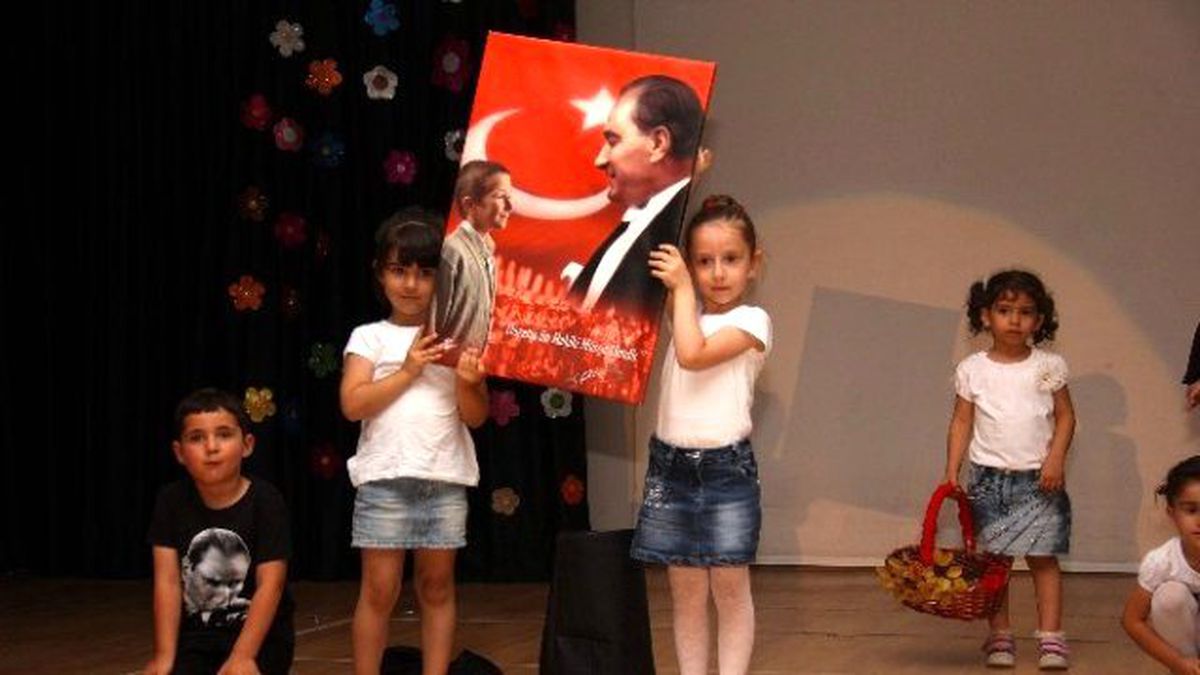 44 Pırlanta Mezun Oldu