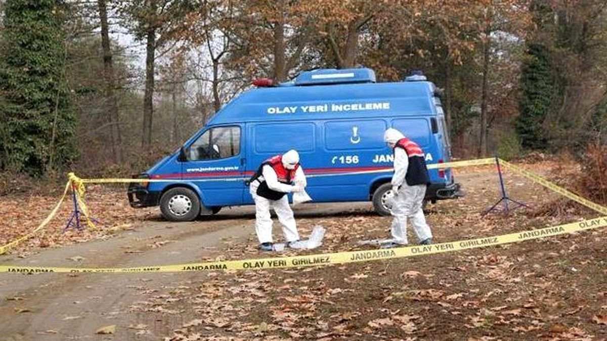Genç Kız Dere Kenarında Boğazı Kesilmiş Halde Bulundu