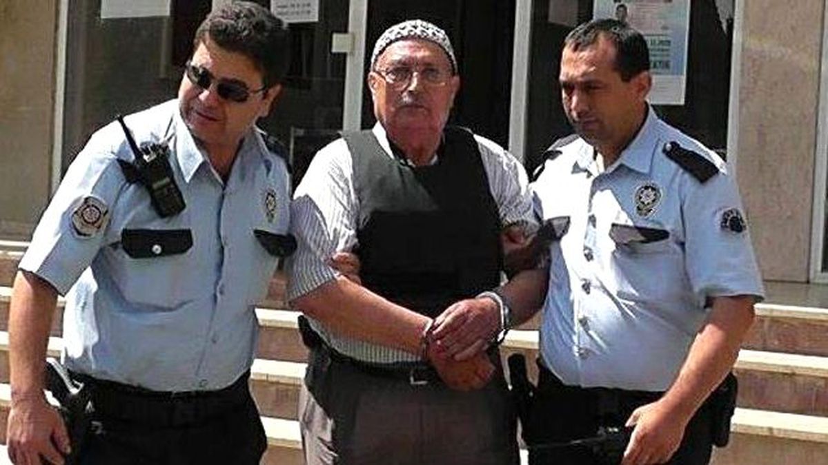 73 Yaşındaki Adam Boşandığı Eşini Kurşun Yağmuruna Tuttu