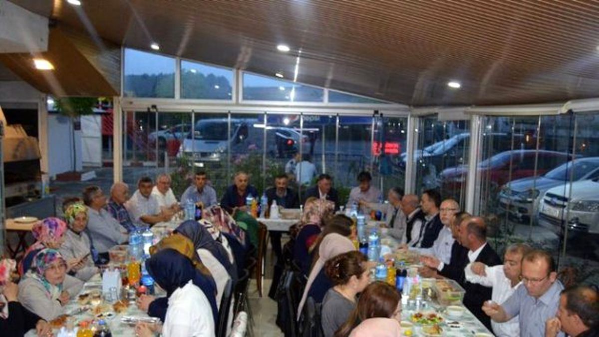 AK Parti Bilecik Merkez İlçe Teşkilatı İftarda Buluştu