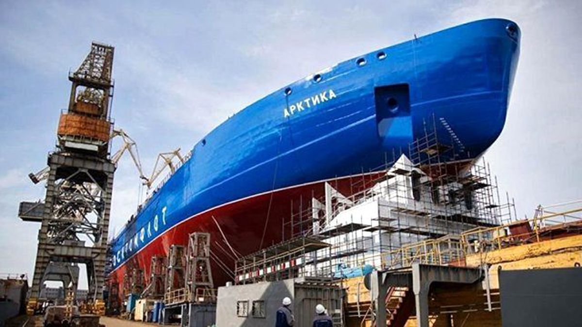 Dünyanın En Güçlü Buzkıran Gemisi Suya İndirildi