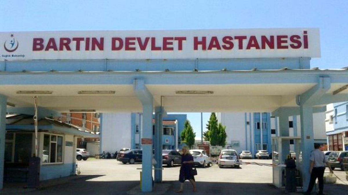 Görev Yaptığı Hastanede Kalbi Durdu