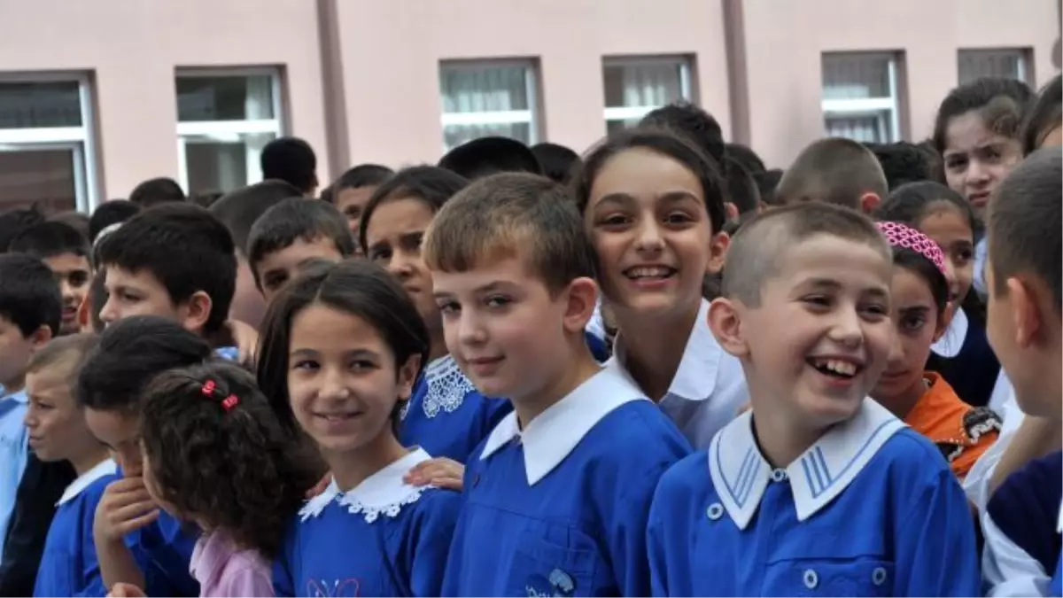 İlkokulda Yabancı Dil ve Din Öğretmeni Ders Verecek