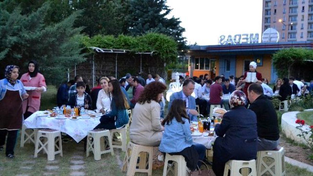 Medaş\'tan Personele İftar