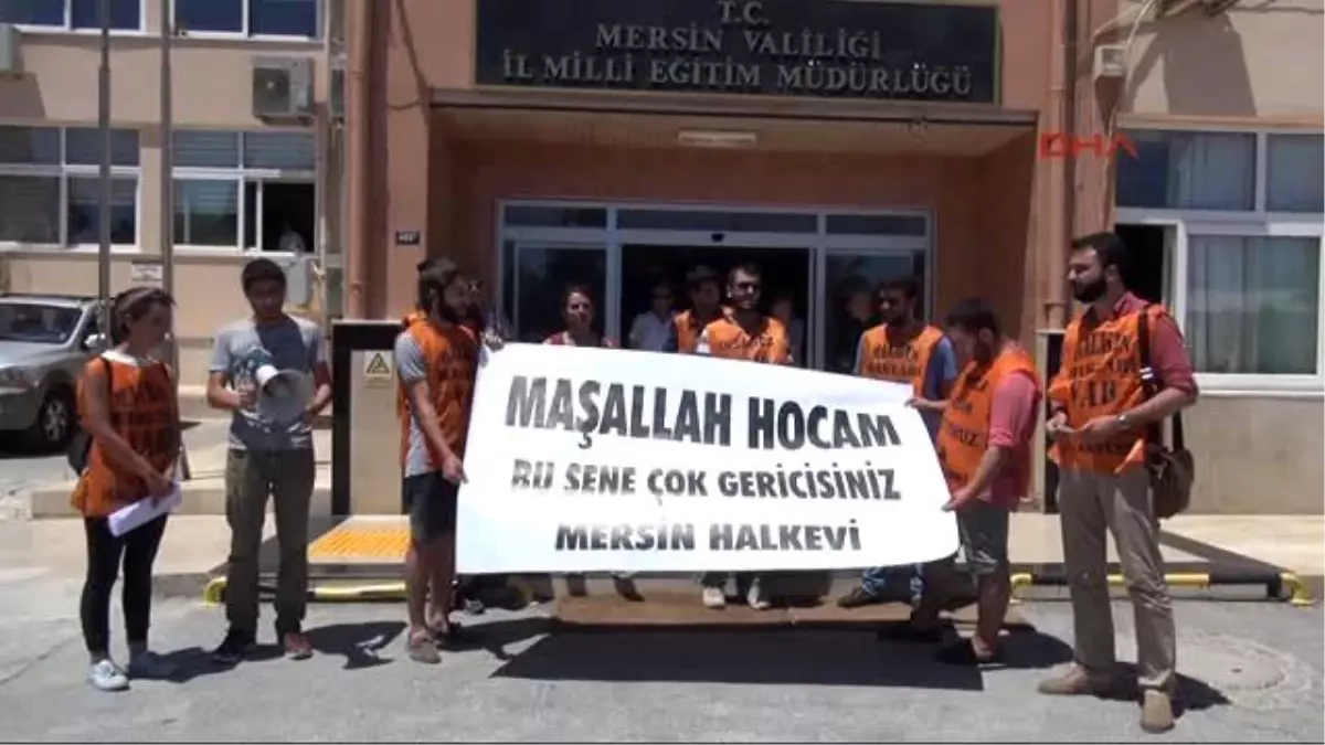 Mersin\'de Milli Eğitim Müdürü\'ne \'Takke ve Tespihli\' Protesto