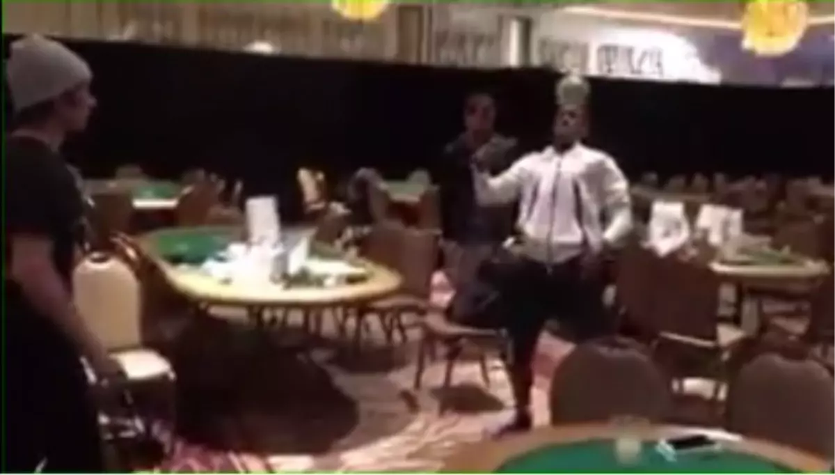 Neymar Poker Salonunda Şov Yaptı!