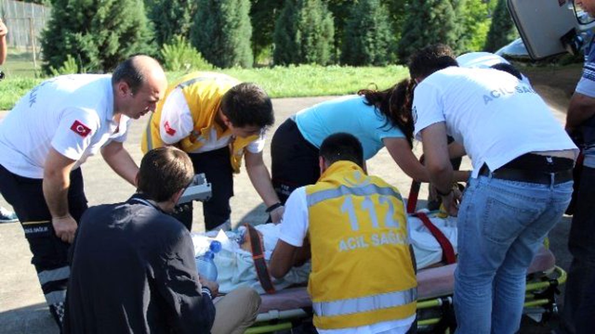 Otomobilin Çarptığı 8 Yaşındaki Emirhan Hava Ambulansla Konya\'ya Sevk Edildi
