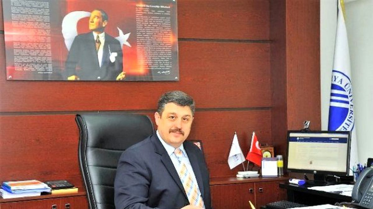Prof. Dr. Vecdi Can, İşletme Fakültesi\'nin Bugününü ve Yarınını Anlattı