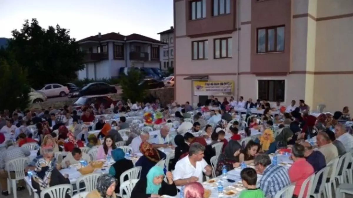 Safranbolu Geleneksel Mahalle İftarları Devam Ediyor