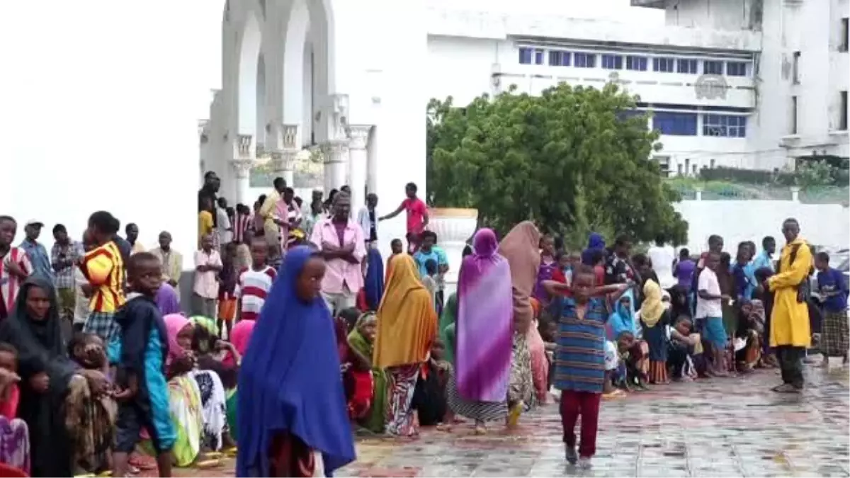 Türkiye Diyanet Vakfından Somali\'de İftar - Mogadişu