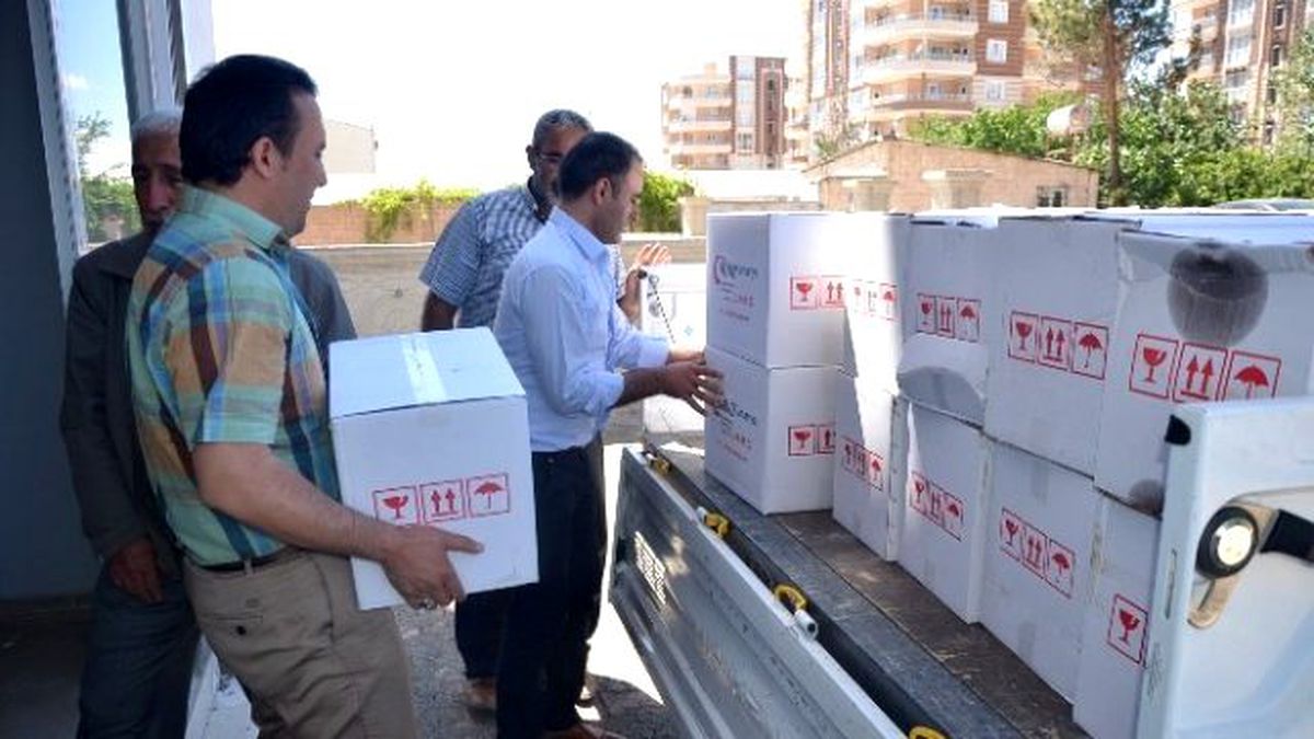Akyad\'tan 700 Aileye Yardım