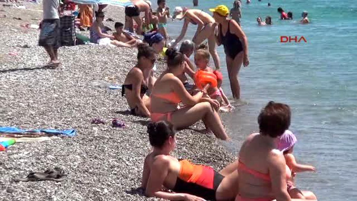 Antalya Sıcak, Antalya\'da Bunalttı