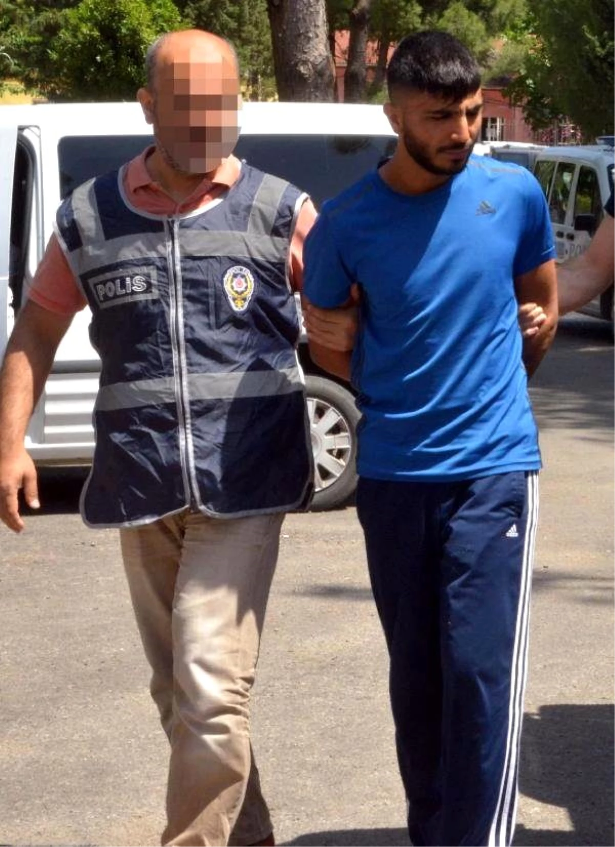 Cinayetten ve PTT Soygunundan Aranan \'Maraz Ali\' Yakalandı