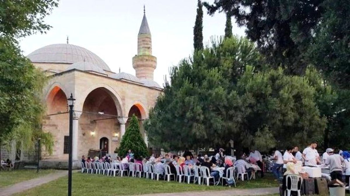 Oruçlar Birlikte Açılıyor