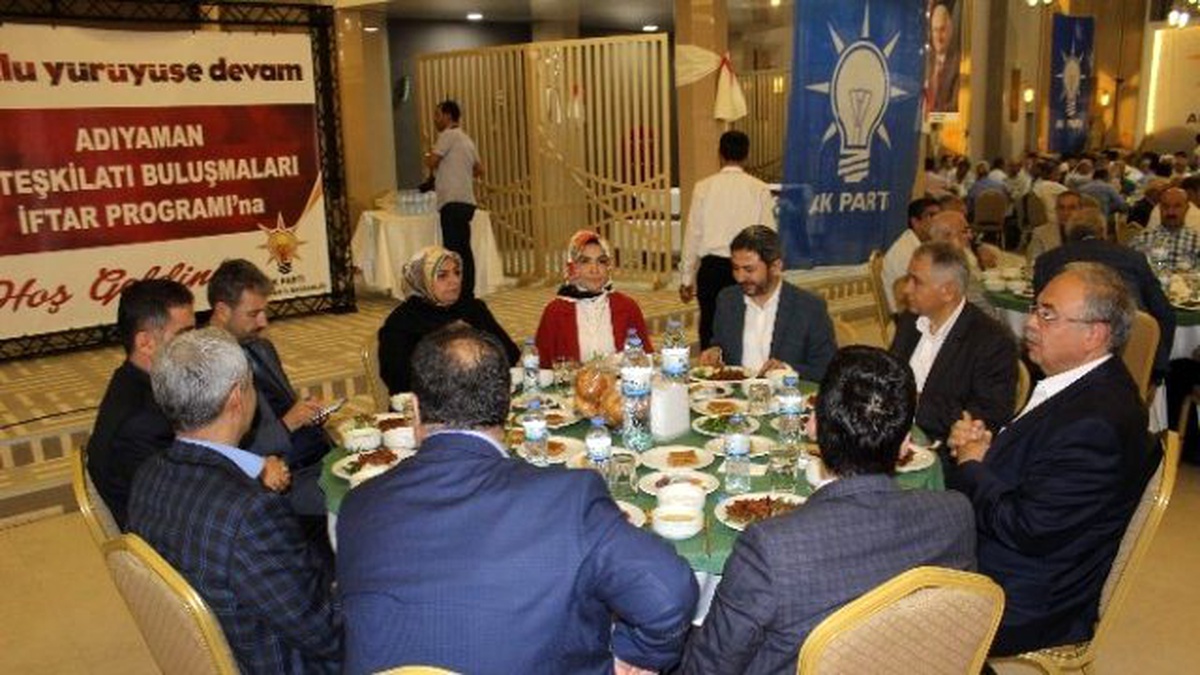 AK Parti İl Başkanlığından Teşkilat Mensuplarına İftar