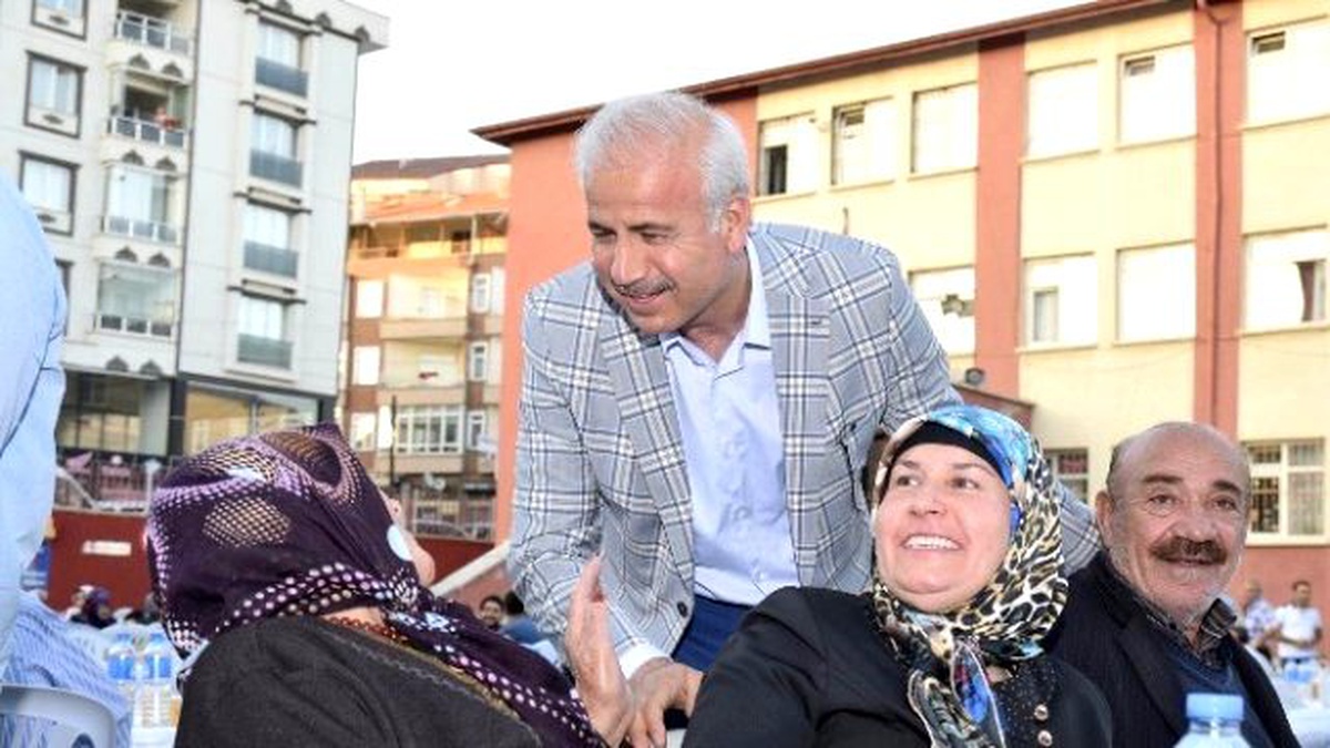 AK Parti İl Teşkilatından Mahalle İftarı
