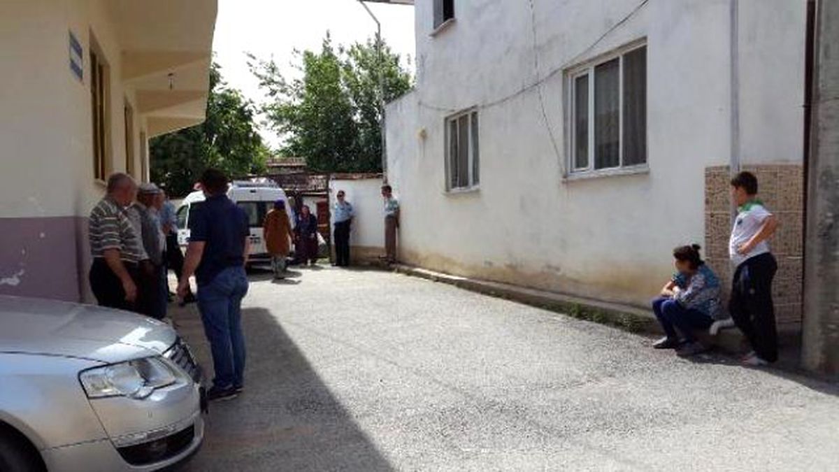 Akciğer Kanseri Bunalıma Soktu, Av Tüfeğiyle İntihar Etti