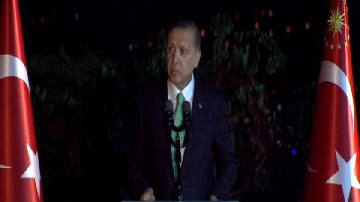 Cumhurbaşkanı Erdoğan, Fatih Terim ve Arda\'ya Sahip Çıktı