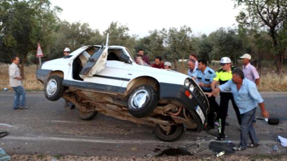 Kahramanmaraş\'ta Otomobil Devrildi: 8 Yaralı