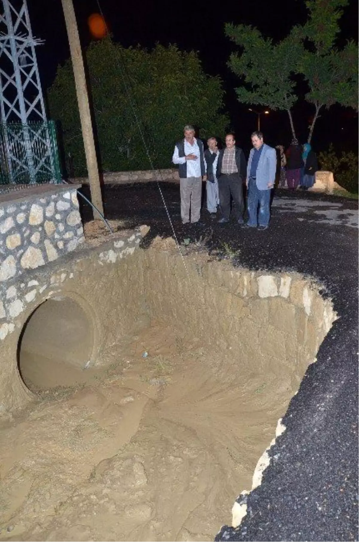 Malatya\'da Sağanak Yağış Su Baskınlarına Neden Oldu