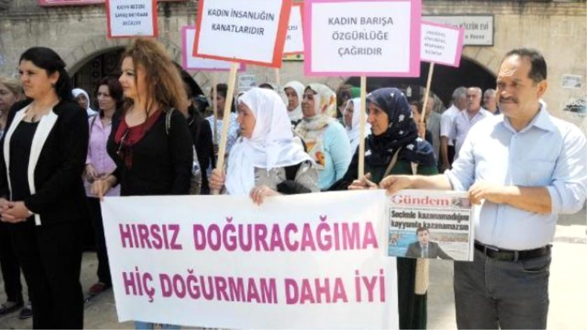 Şanlıurfa\'da Kadınlardan Protesto