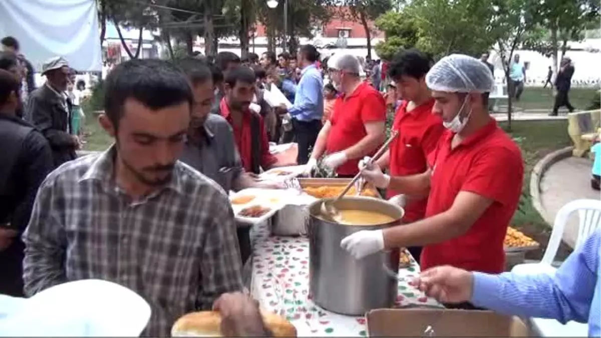 Suriyeli Misafirlere İftar