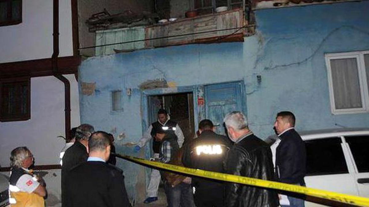 Uşak\'ta 17 Yaşındaki Genç Doğum Gününde Öldürüldü