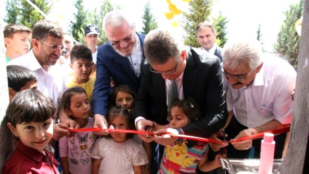 Aksaray\'da Taptuk Emre Cami Kuran Kursu Açıldı