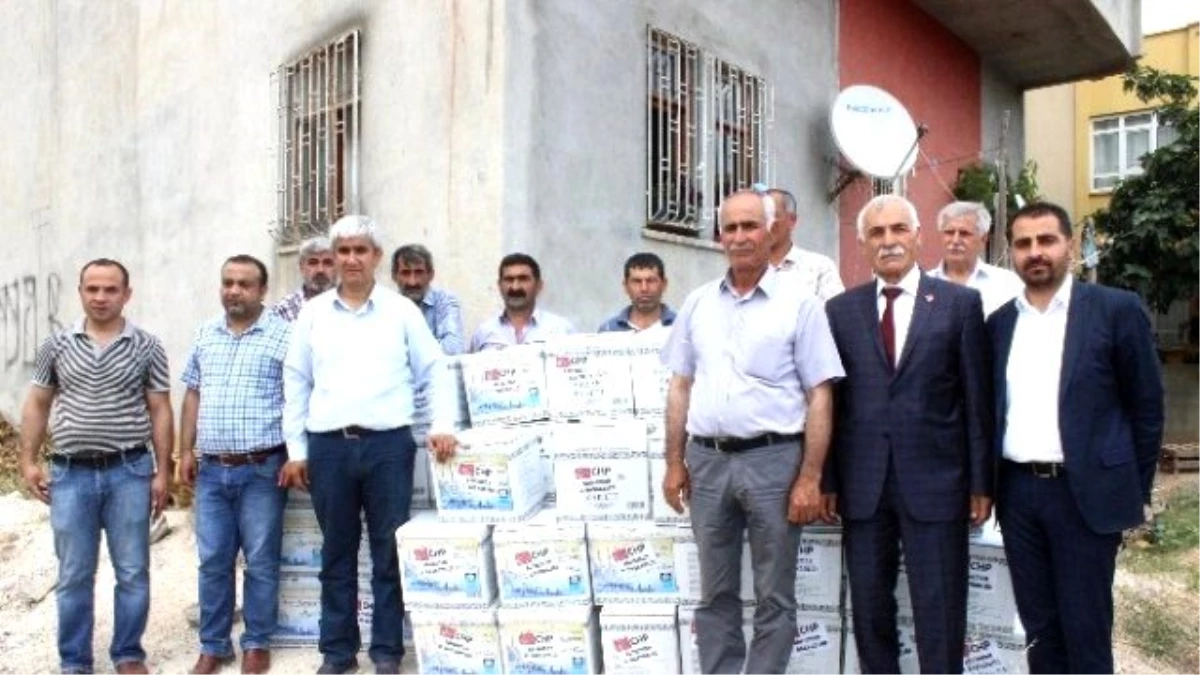 Beşiktaş Belediyesi CHP İl Başkanlığına Ramazan Paketi Gönderdi