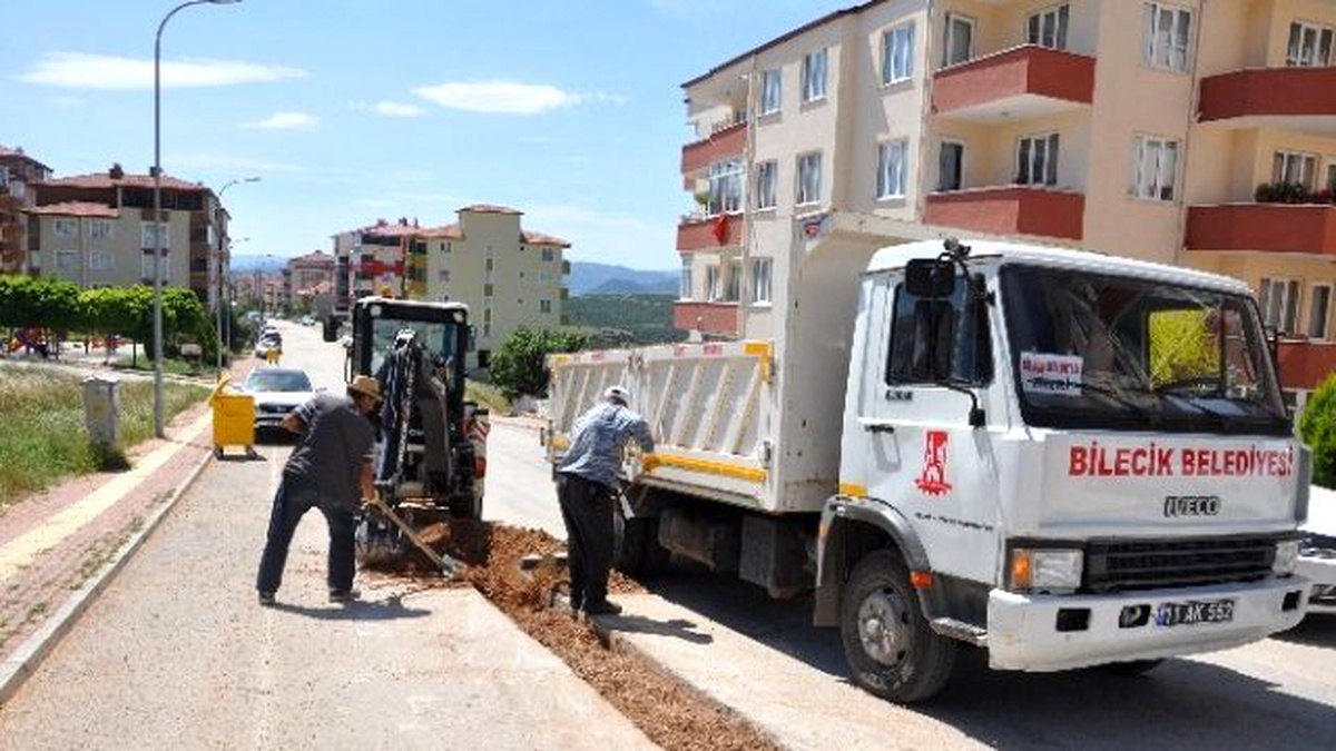 Fen İşleri Müdürlüğü Ekiplerinin Çalışmaları
