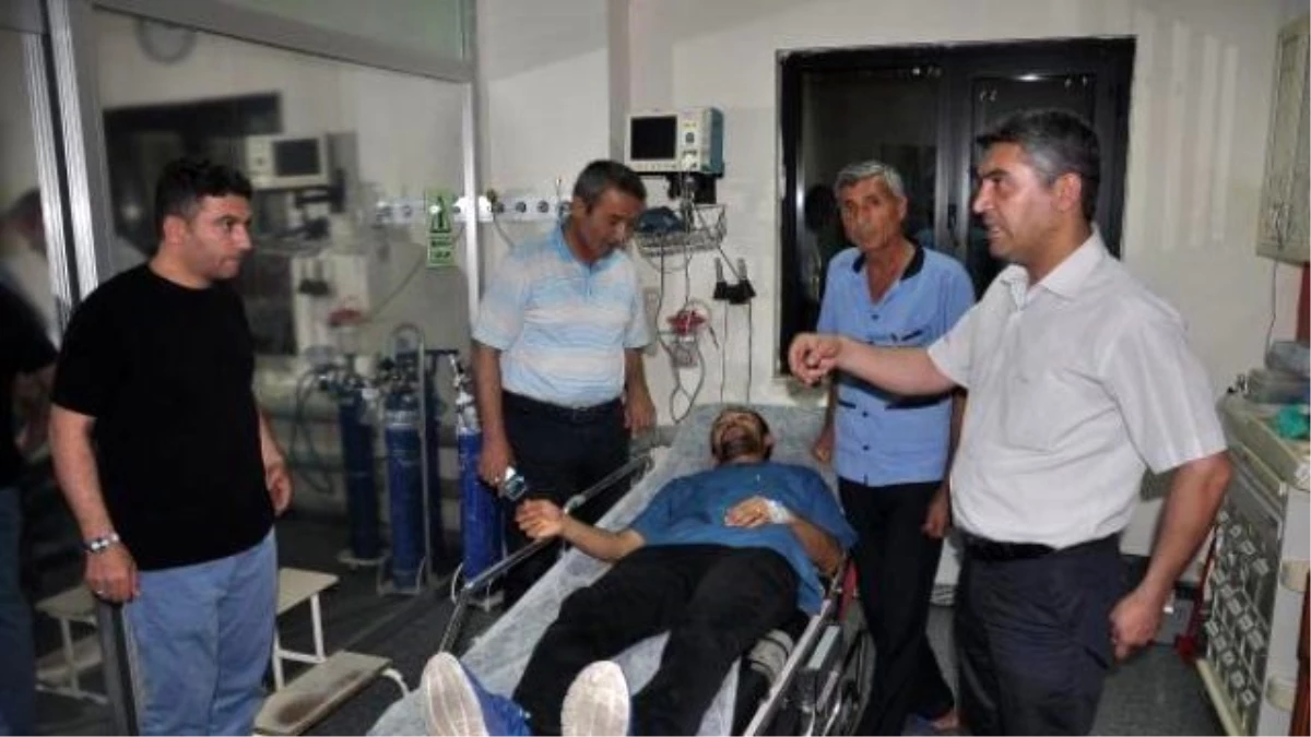 Osmaniye\'de Hasta Yakınları, 2 Hemşire Ve Hastabakıcı Dövdü