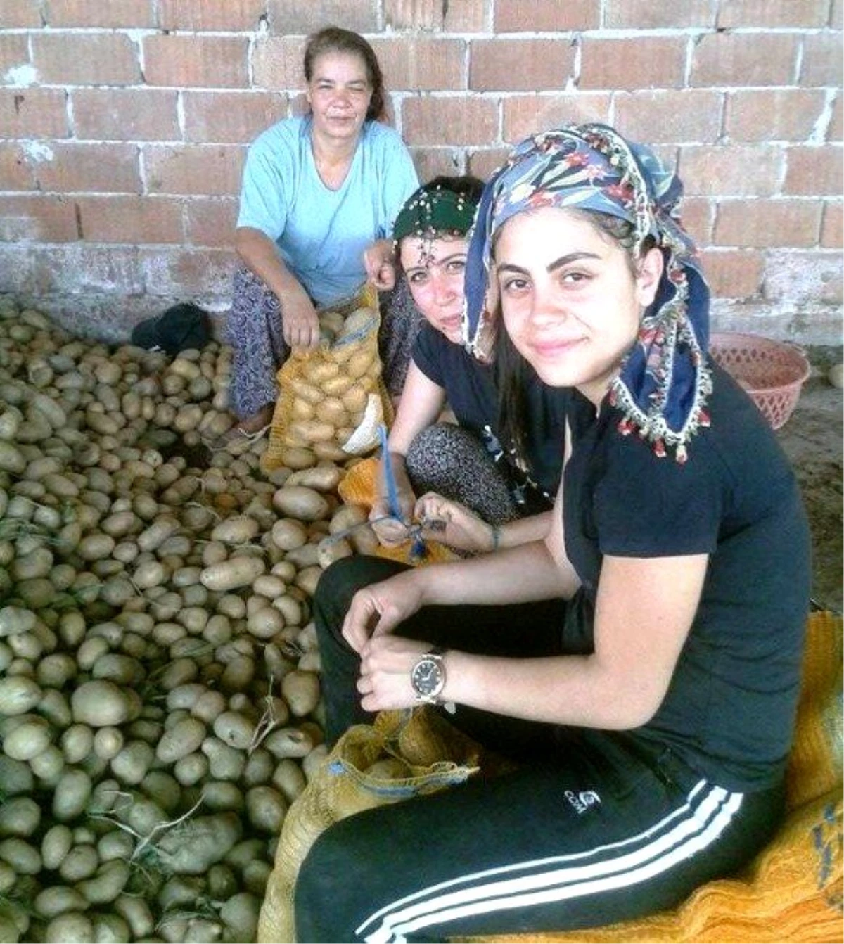 Sendikacı Öğretmenlerden Kooperatifçi Kadınlara Destek