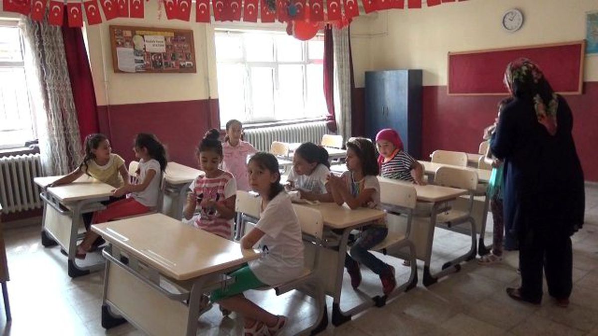 Sındırgı\'da Değerler Eğitimi Kursları Başladı