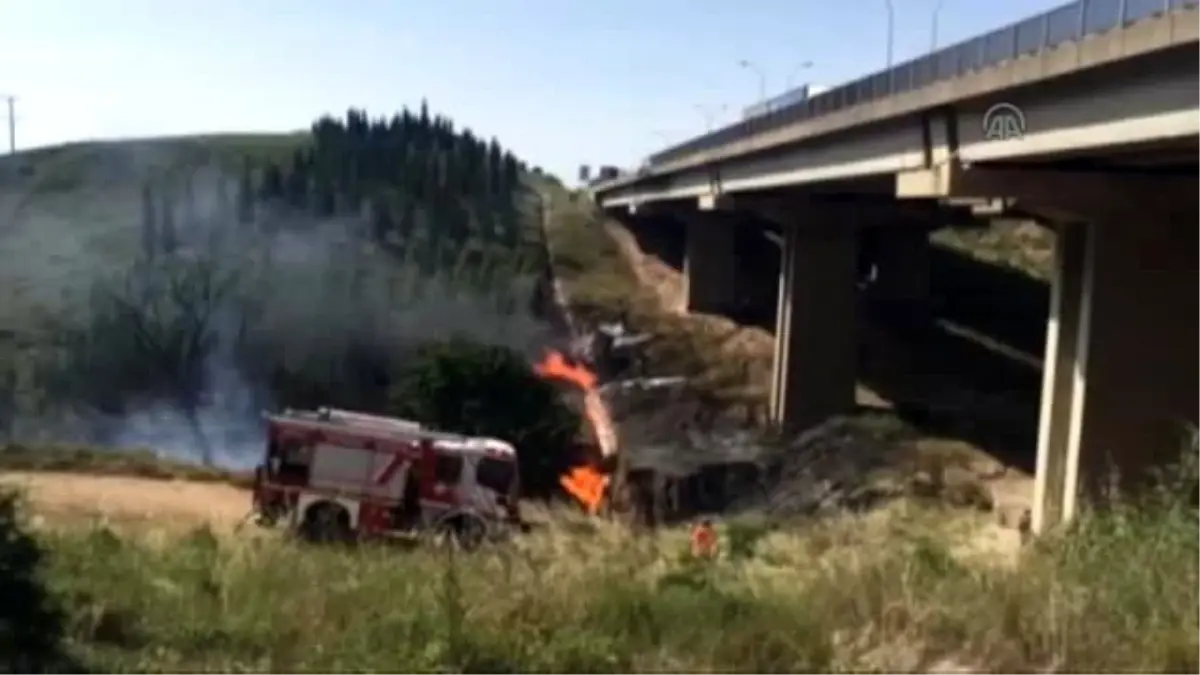 Viyadükten Düşen Tanker Yandı