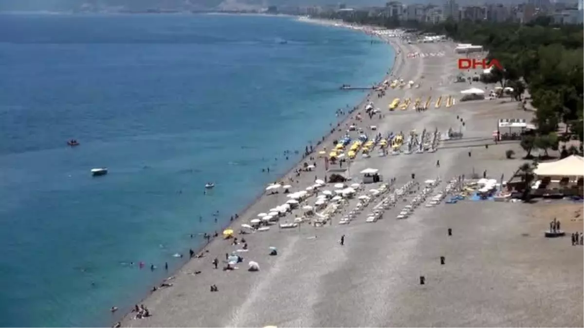 Antalya Dünyaca Ünlü Sahil Bomboş