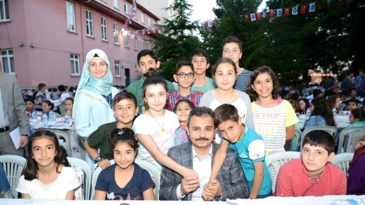Başkan Külcü, Çocuklarla İftar Sofrasında Buluştu