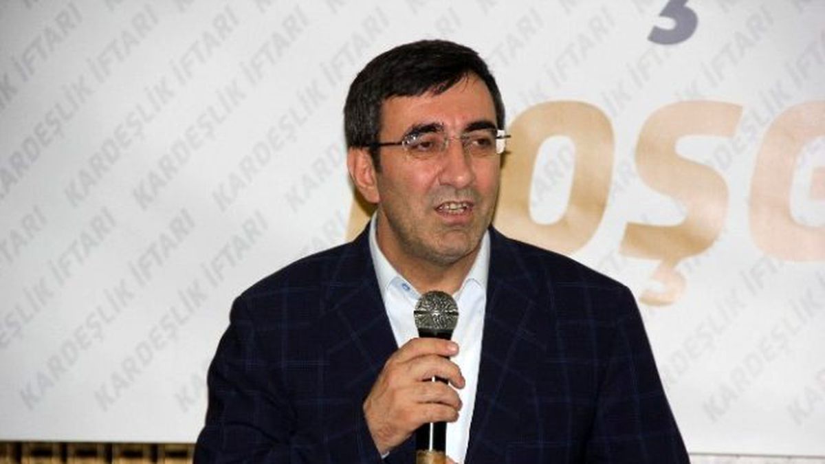 Bingöl\'de Yetim Çocuklara 40 Bin TL Yardım Dağıtıldı