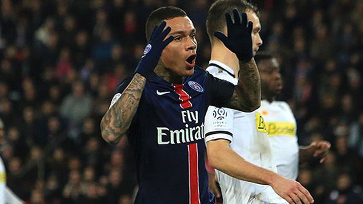 Gregory van der Wiel, Fenerbahçe Binasına Geldi